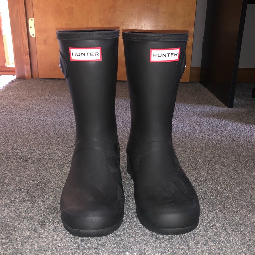 Hunter rain boots with socks included!!